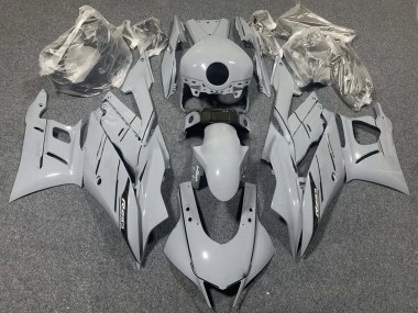 Custom 2015-2018 Yamaha YZF R3/R25 Motorcycle Fairings - Nardo Grey Black