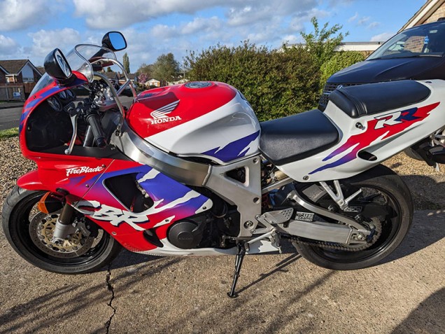 1994-1995 Honda CBR900RR 893 Motorcycle Fairings - Red Blue White