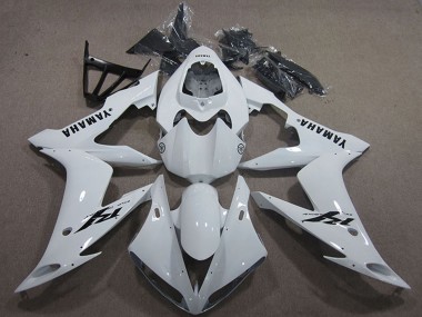 Custom 2004-2006 Yamaha YZF R1 Motorcycle Fairings - White Black Decal