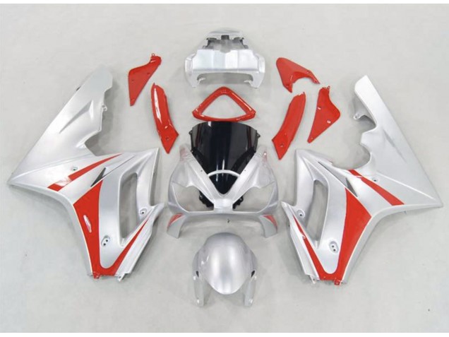 2006-2008 Silver and Red Triumph Daytona 675 Motorcycle Fairings 2006-2008 Silver and Red Triumph Daytona 675 Motorcycle Fairings